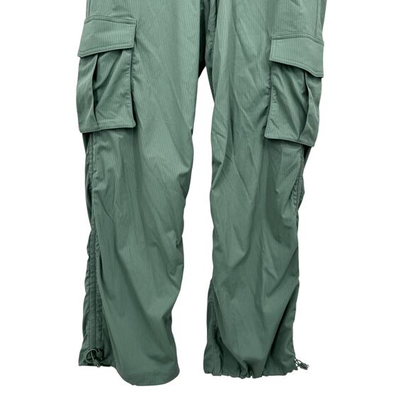 Lululemon Dance Studio Cargo Pant SZ S Women's Grey Eucalyptus Relaxed Fit Full - Picture 3 of 11